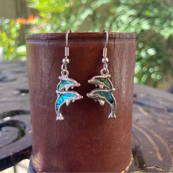 Mother of Pearl Retro Y2K Dolphin Earrings - Picture 1 of 2